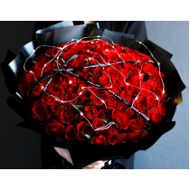 花束 99朵紅玫 LED燈 B076