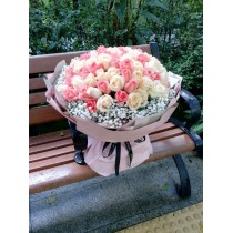99朵香檳玫瑰粉玫瑰混色 M99-074